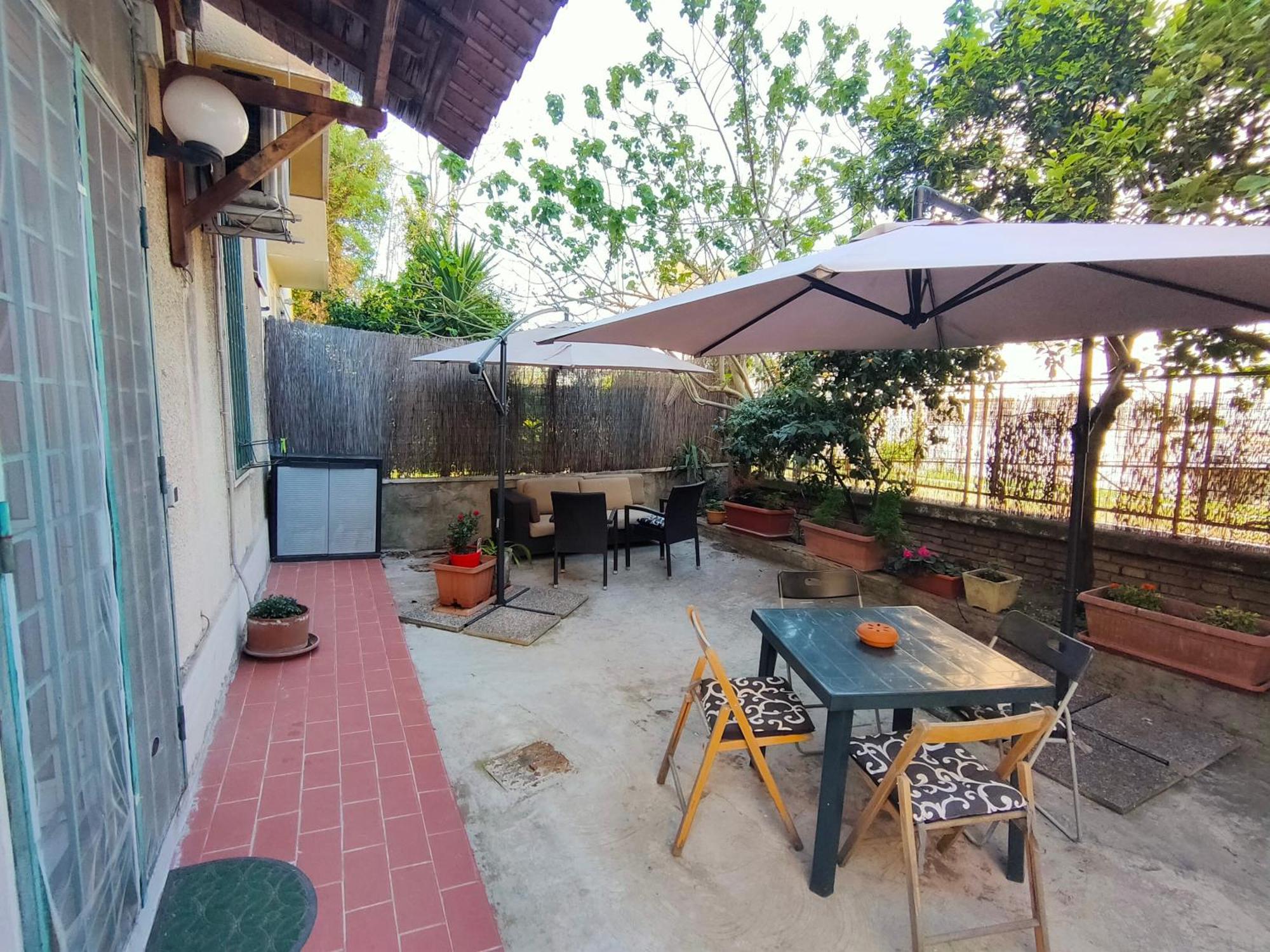 Bibbi'S Garden Lägenhet Rom Exteriör bild